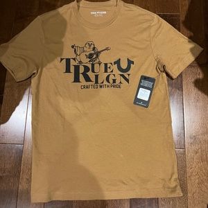 True Religion men’s t shirt